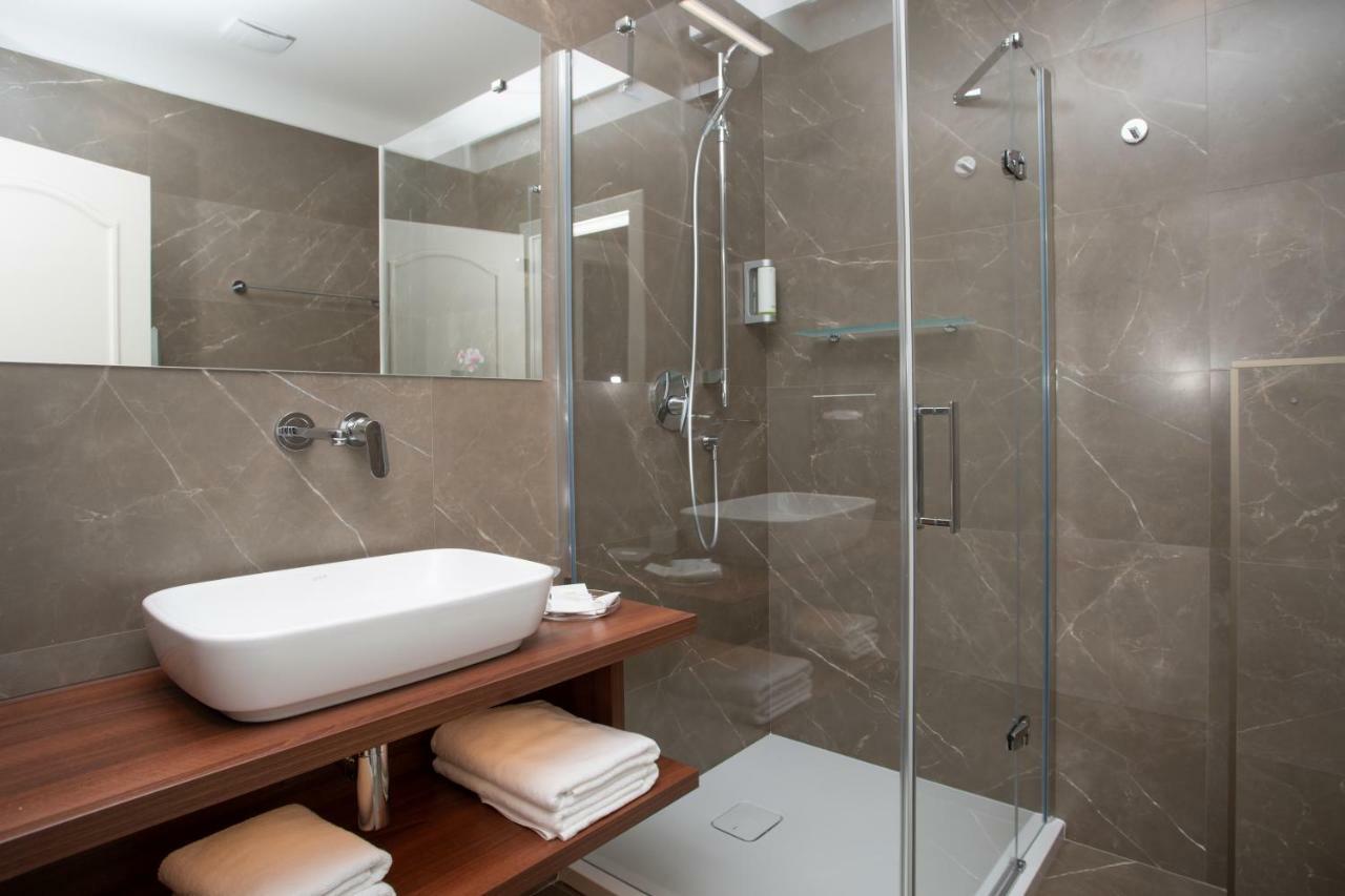 Hotel Anna Бероун Экстерьер фото