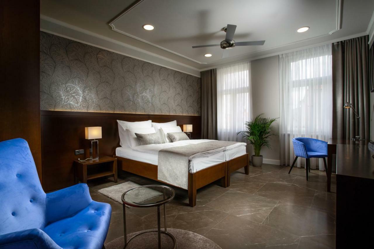 Hotel Anna Бероун Экстерьер фото