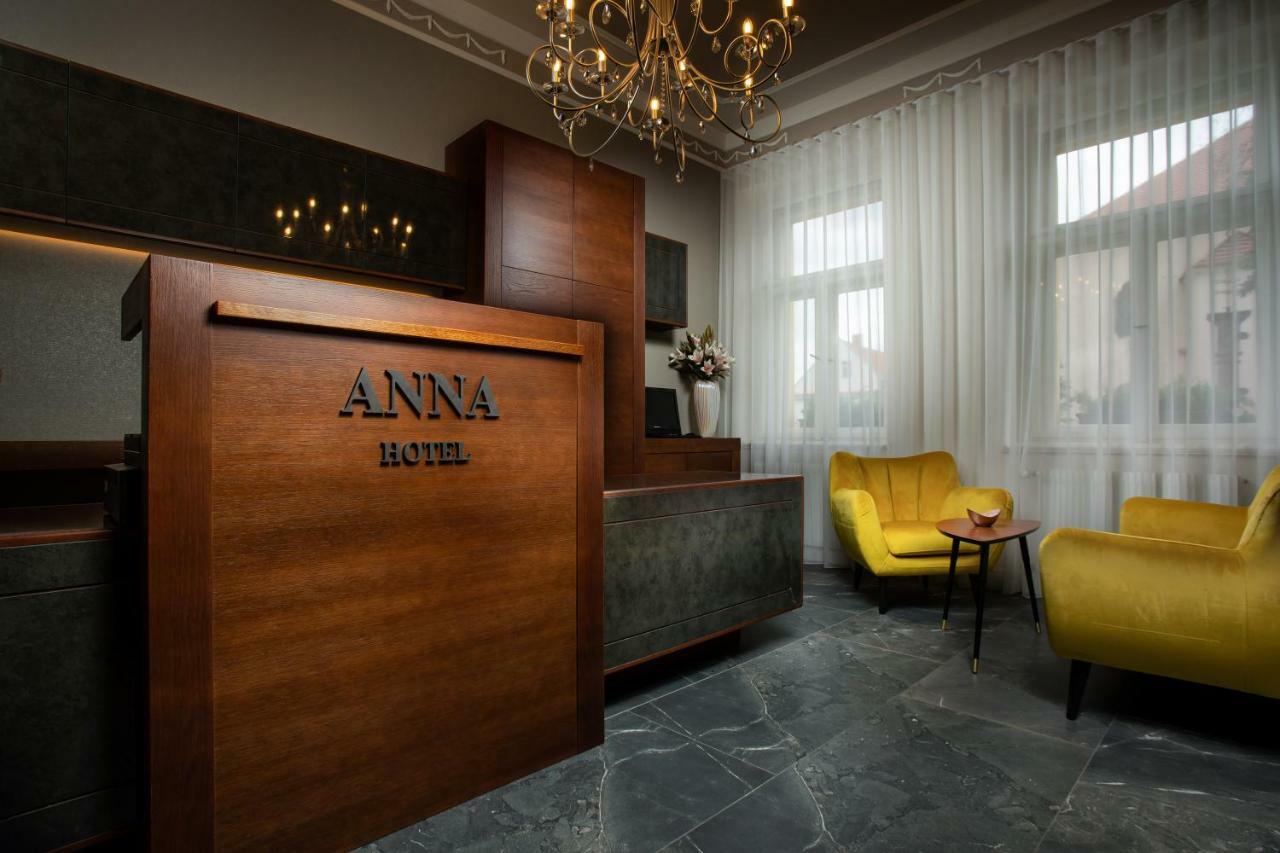Hotel Anna Бероун Экстерьер фото
